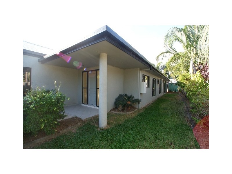 27 Cooya Street, Kewarra Beach QLD 4879