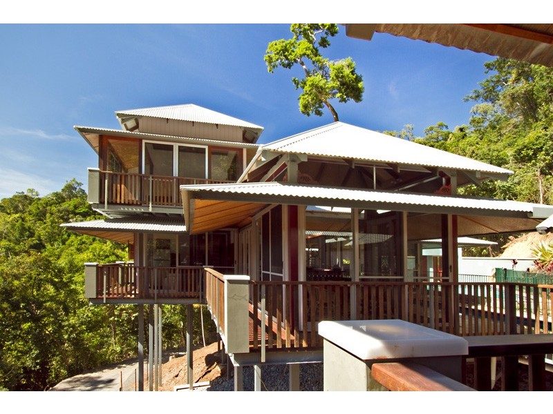 22 Chatham Terrace, Smithfield QLD 4878