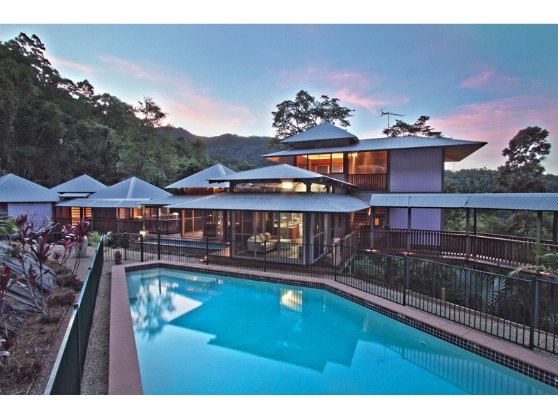 22 Chatham Terrace, Smithfield QLD 4878