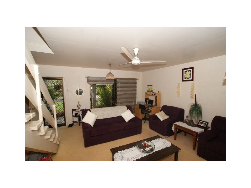 7 Talasea Street, Trinity Beach QLD 4879