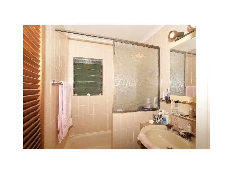 7 Talasea Street, Trinity Beach QLD 4879