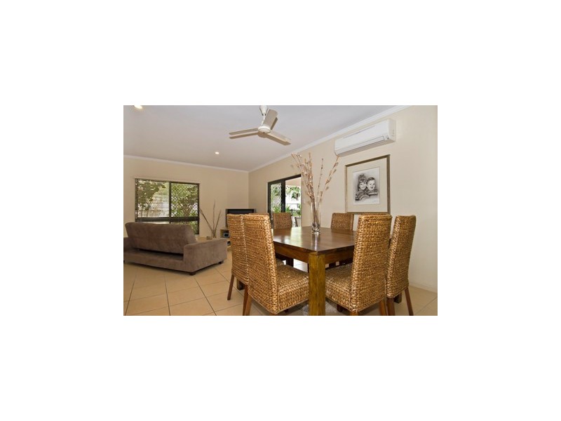 22 Moore Road, Kewarra Beach QLD 4879