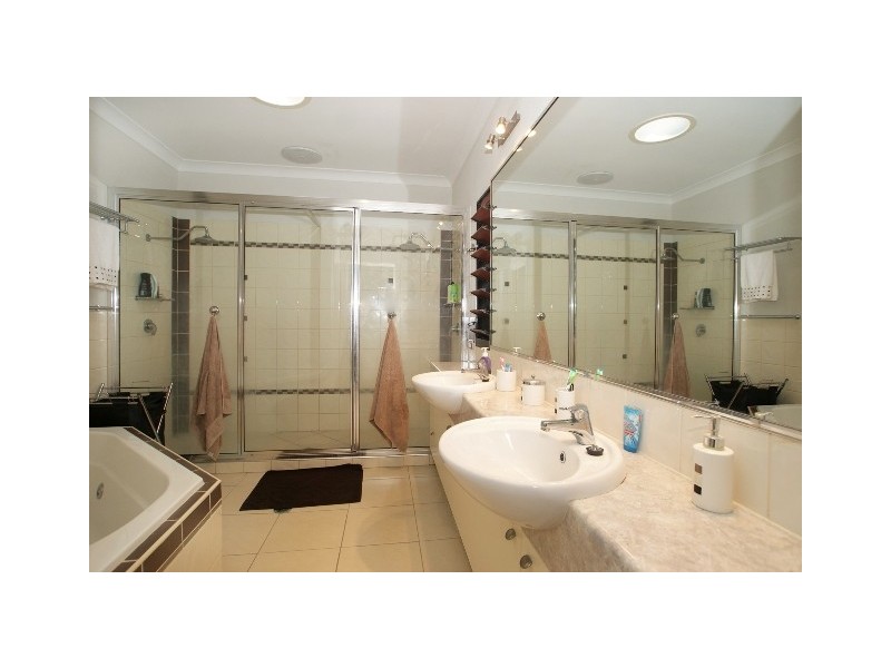 10 Bullrush Tce, Kewarra Beach QLD 4879