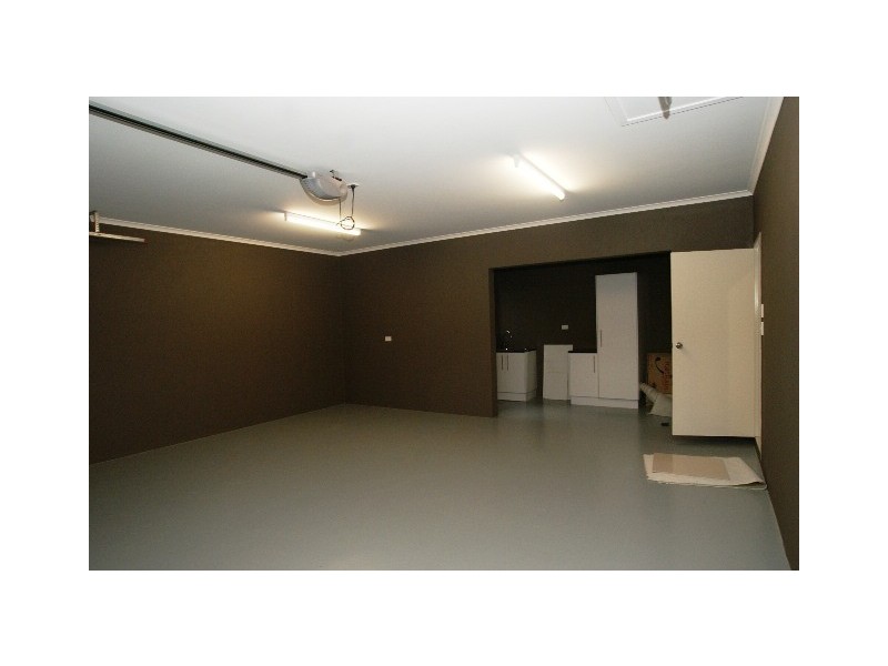 43 Aurelia Road, Palm Cove QLD 4879