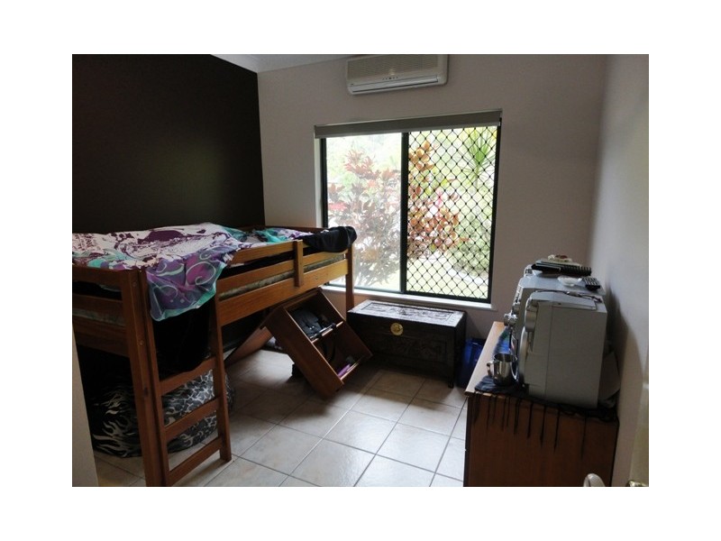 3 Helsdon Close, Clifton Beach QLD 4879