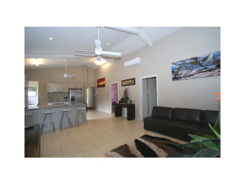 28b Joseph Banks Drive, Kewarra Beach QLD 4879