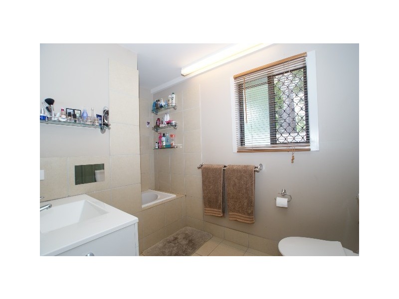 28b Joseph Banks Drive, Kewarra Beach QLD 4879