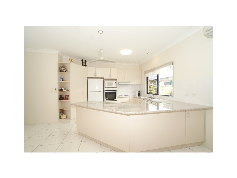 19 Moojeeba Way, Trinity Park QLD 4879