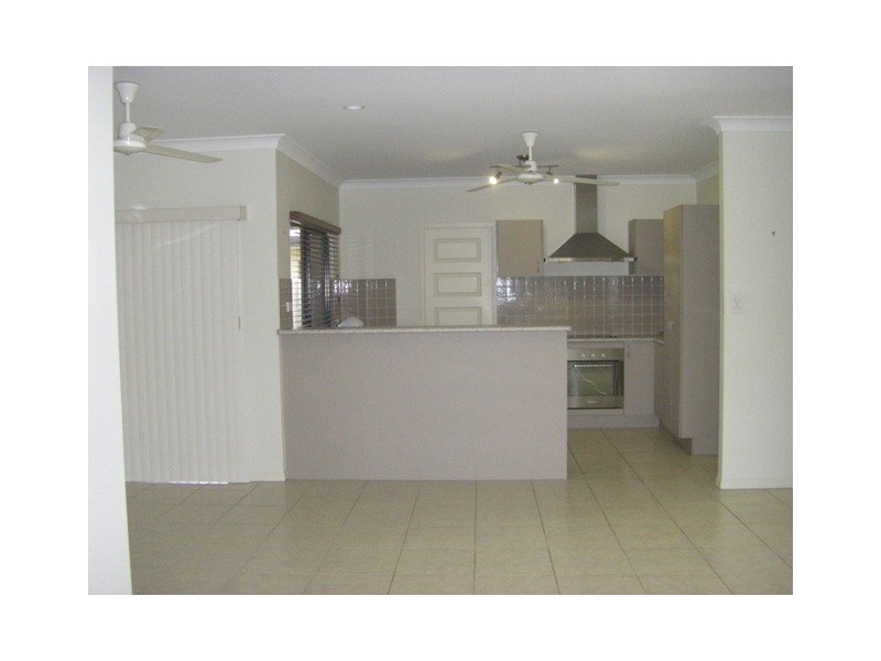 3 Chystanthus Street, Trinity Park QLD 4879