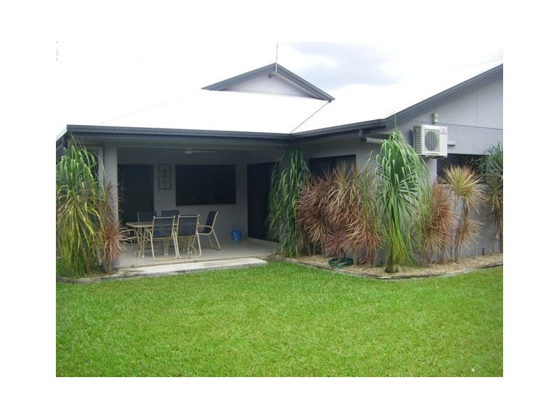 3 Chystanthus Street, Trinity Park QLD 4879