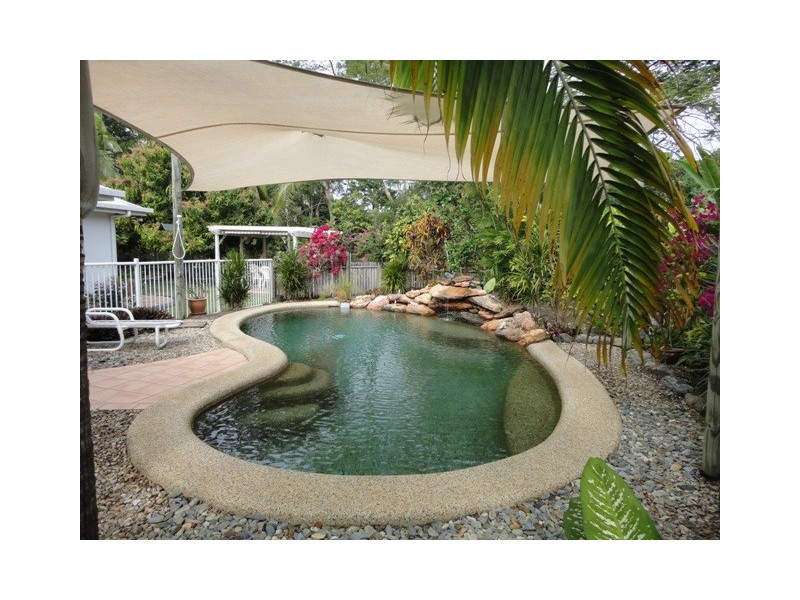 7 Bramble Street, Clifton Beach QLD 4879