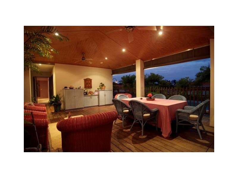 32 Cascade Ave, Kewarra Beach QLD 4879