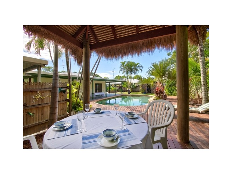 2 Satellite Street, Clifton Beach QLD 4879