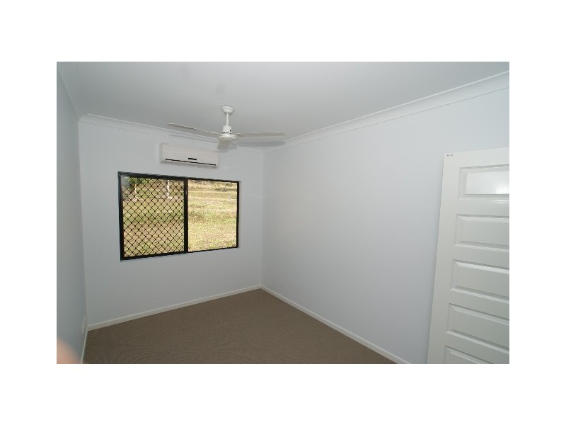 9 Megalong Close, Trinity Beach QLD 4879