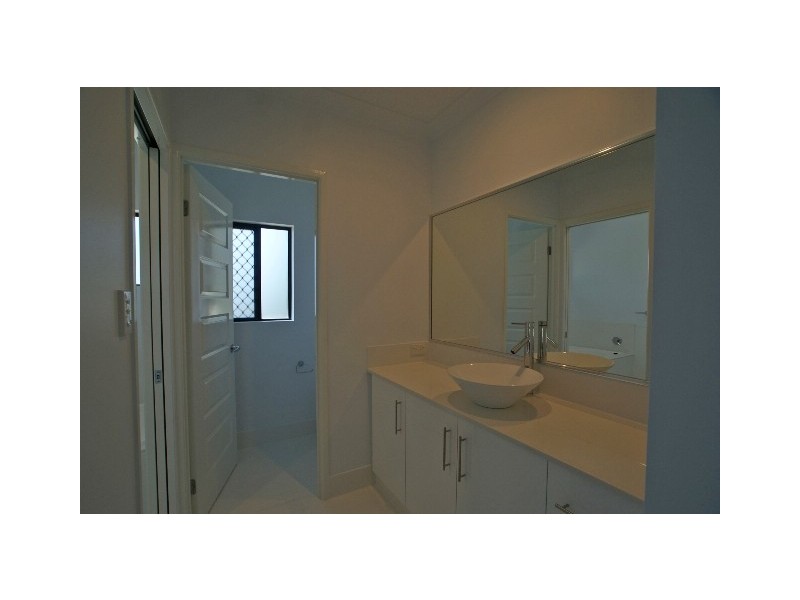 9 Megalong Close, Trinity Beach QLD 4879