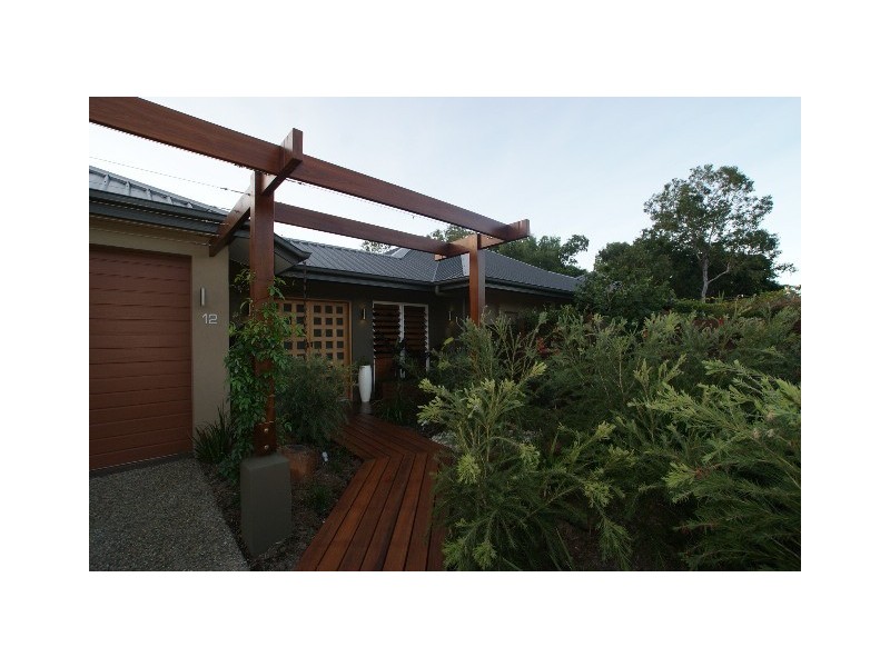 12 Muller Street, Palm Cove QLD 4879