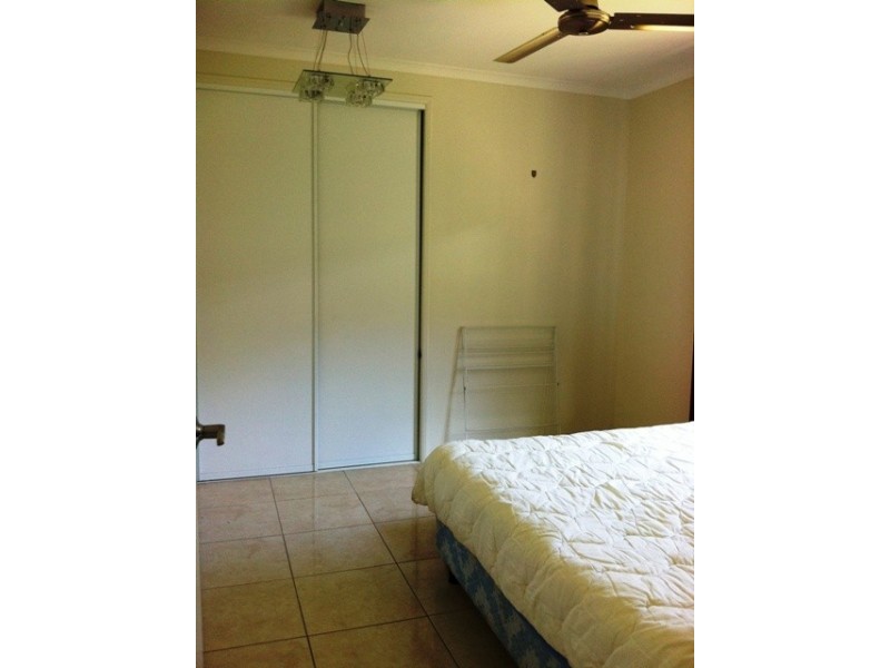 16 Hideaway Close, Palm Cove QLD 4879