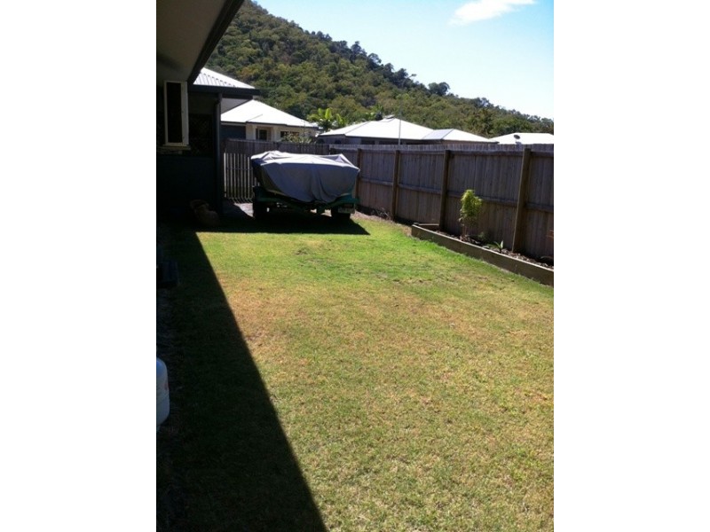 16 Hideaway Close, Palm Cove QLD 4879