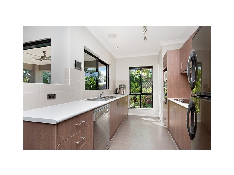 15 Vetiver Street, Trinity Park QLD 4879