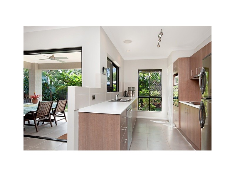15 Vetiver Street, Trinity Park QLD 4879