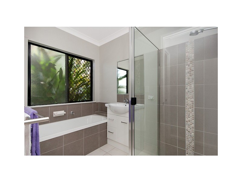 15 Vetiver Street, Trinity Park QLD 4879