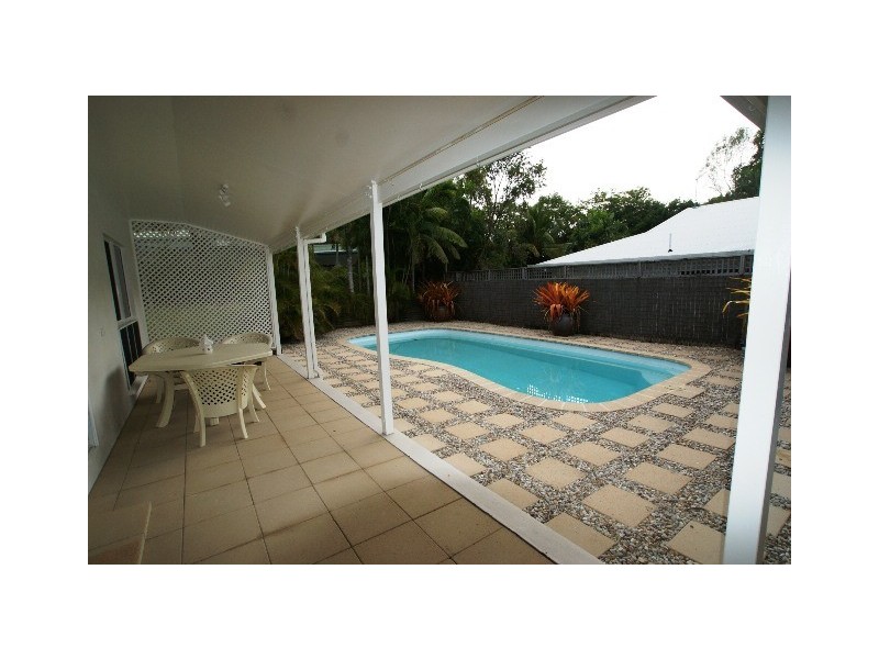 51 Yule Avenue, Clifton Beach QLD 4879