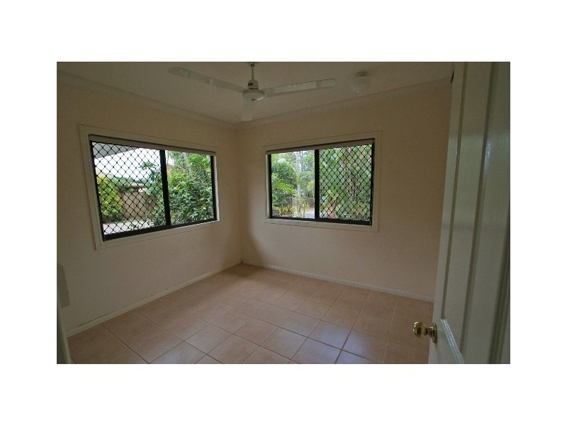 9 Nimba Close, Smithfield QLD 4878
