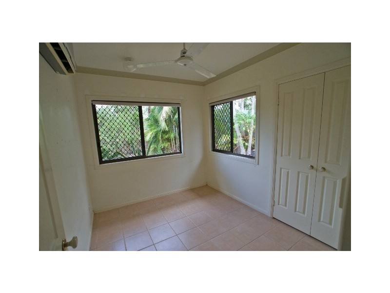9 Nimba Close, Smithfield QLD 4878