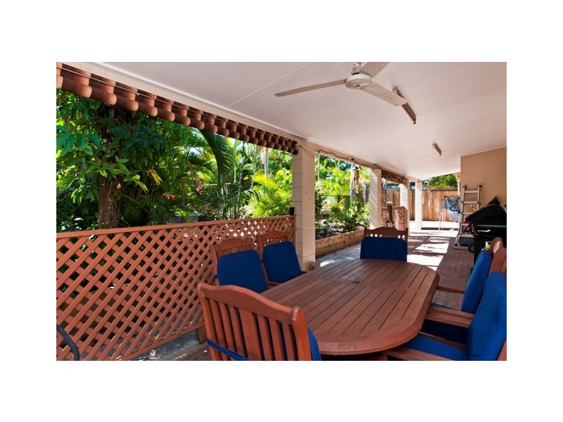 19 Rudder Street, Clifton Beach QLD 4879