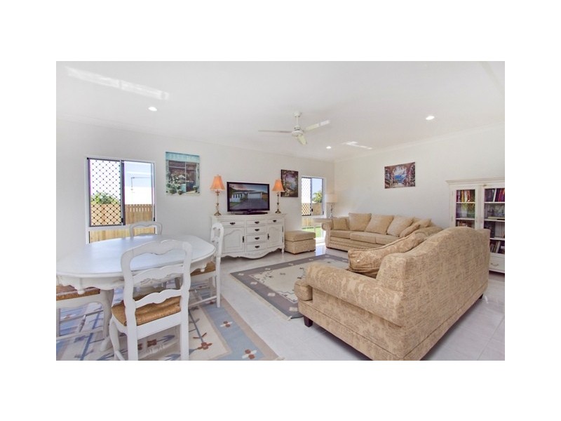 Palm Cove QLD 4879
