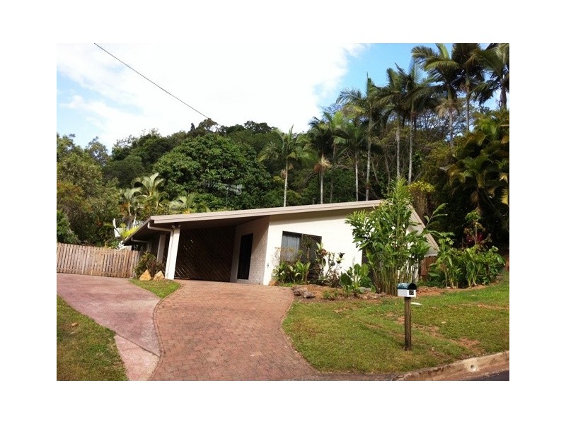 10 Marcia Close, Smithfield QLD 4878