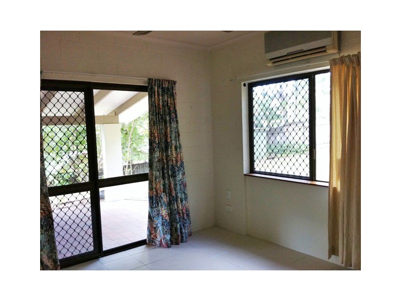 10 Marcia Close, Smithfield QLD 4878