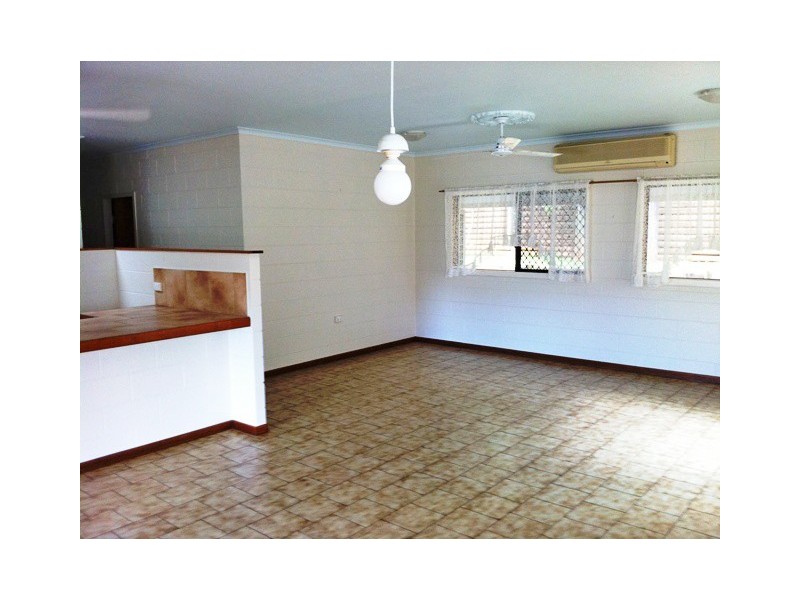 10 Marcia Close, Smithfield QLD 4878