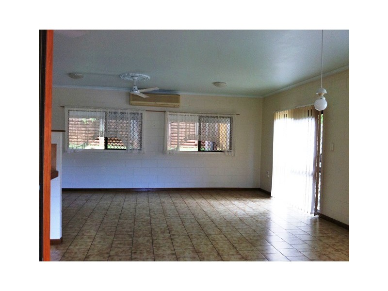 10 Marcia Close, Smithfield QLD 4878