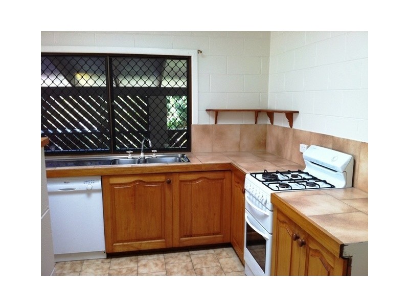 10 Marcia Close, Smithfield QLD 4878