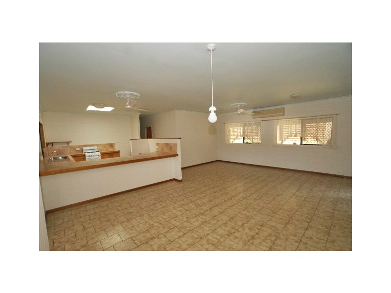 10 Marcia Close, Smithfield QLD 4878