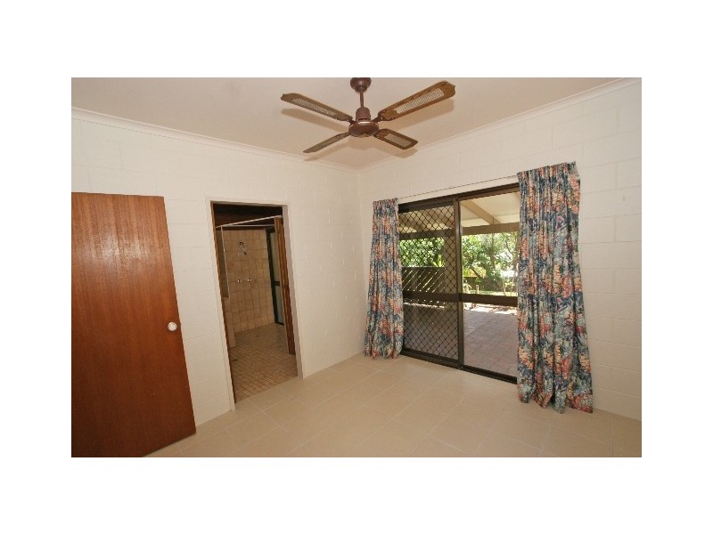 10 Marcia Close, Smithfield QLD 4878