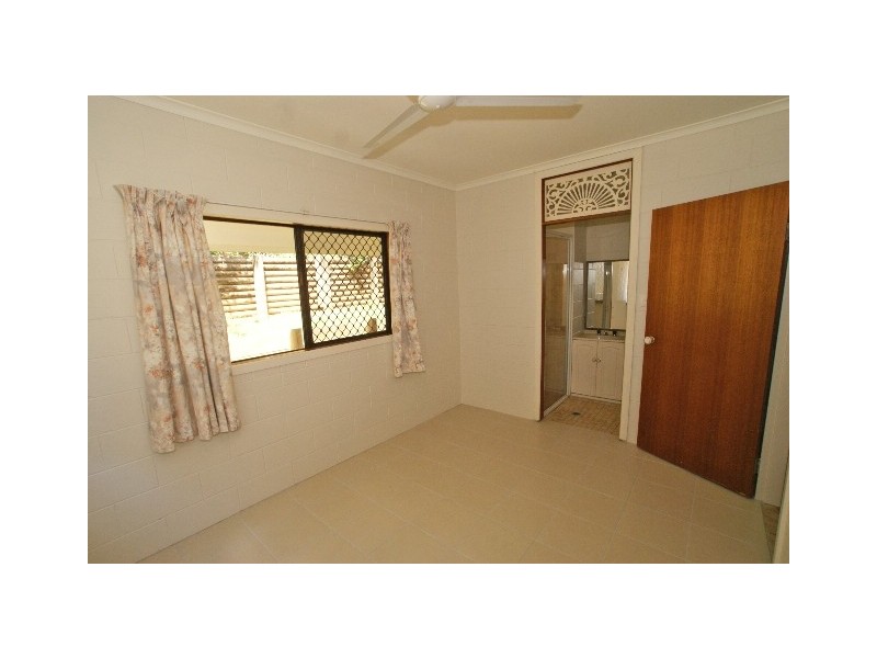 10 Marcia Close, Smithfield QLD 4878