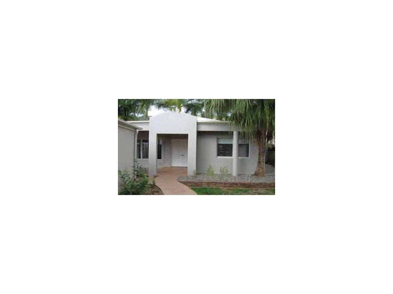 11 McAlister Place, Smithfield QLD 4878