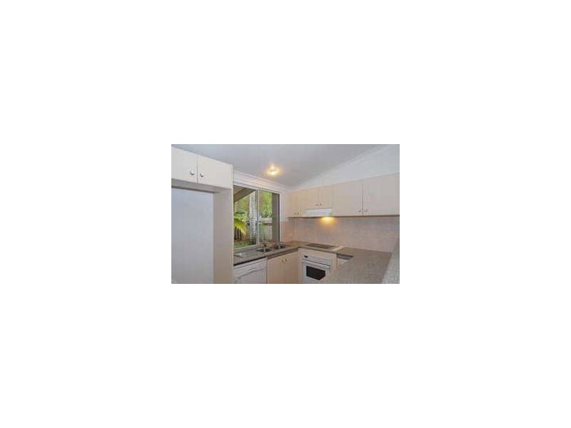 11 McAlister Place, Smithfield QLD 4878