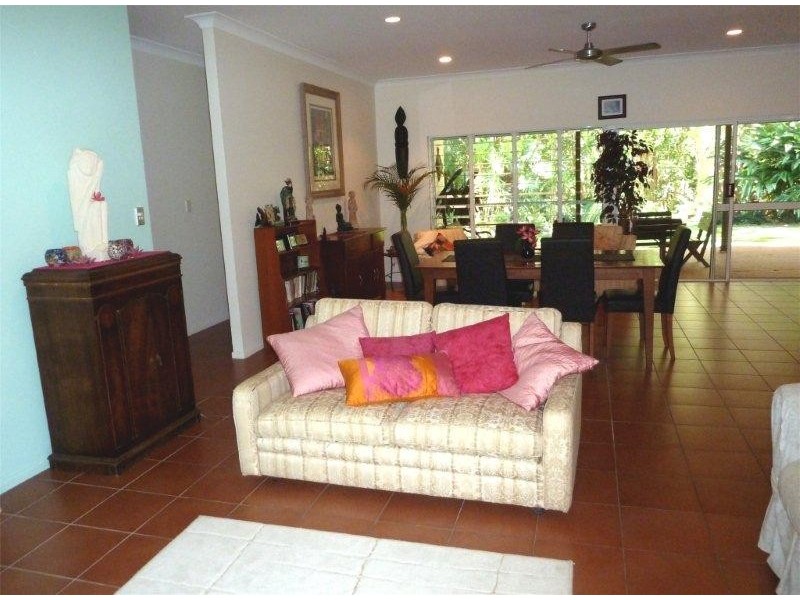 27 Yule Avenue, Clifton Beach QLD 4879