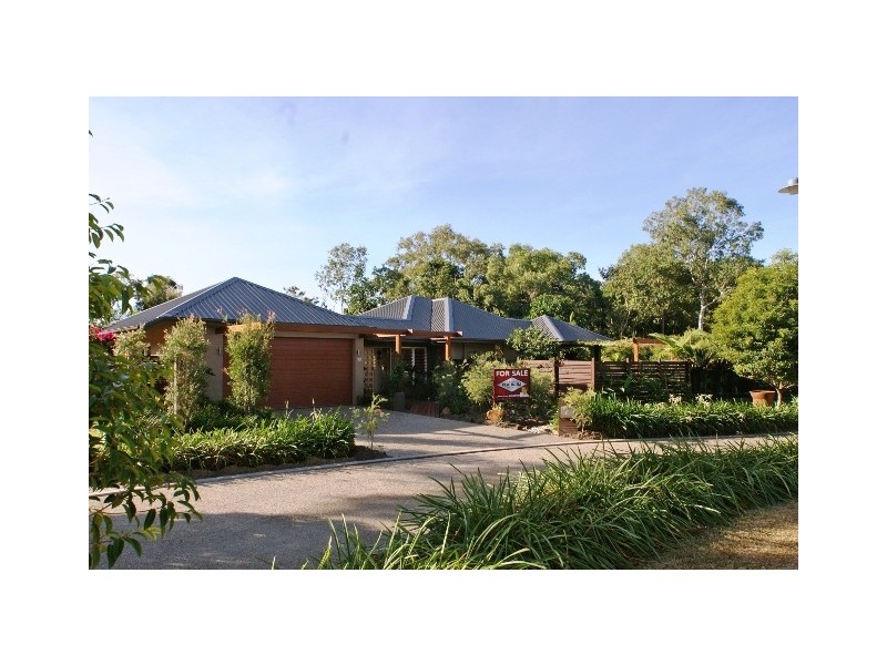 12 Muller Street, Palm Cove QLD 4879