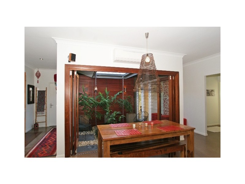 12 Muller Street, Palm Cove QLD 4879