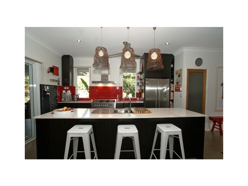 12 Muller Street, Palm Cove QLD 4879