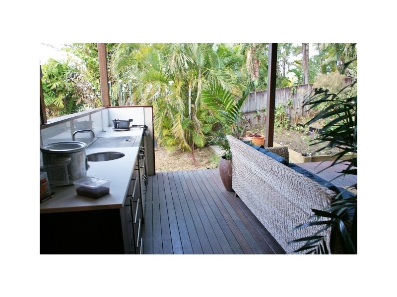 20 Mornington Street, Kewarra Beach QLD 4879