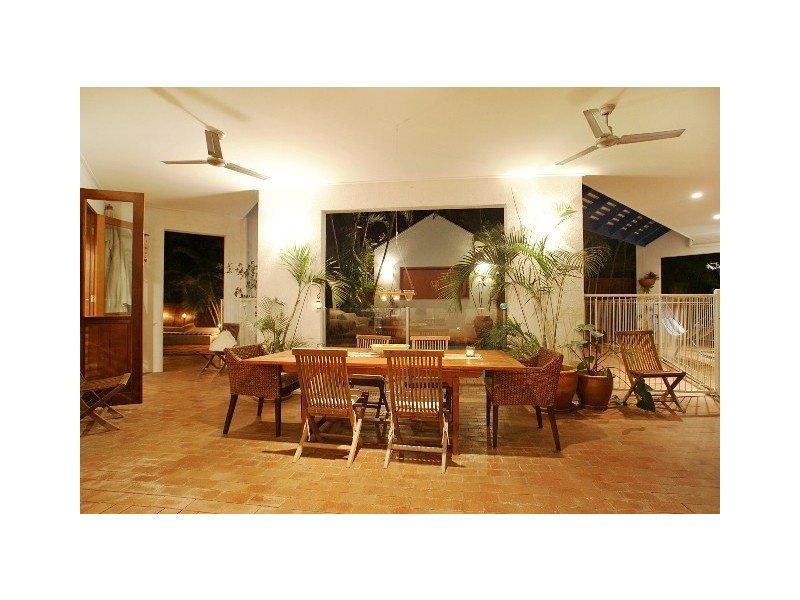 4 Turtle Close, Clifton Beach QLD 4879