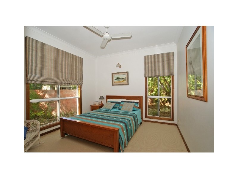 4 Turtle Close, Clifton Beach QLD 4879