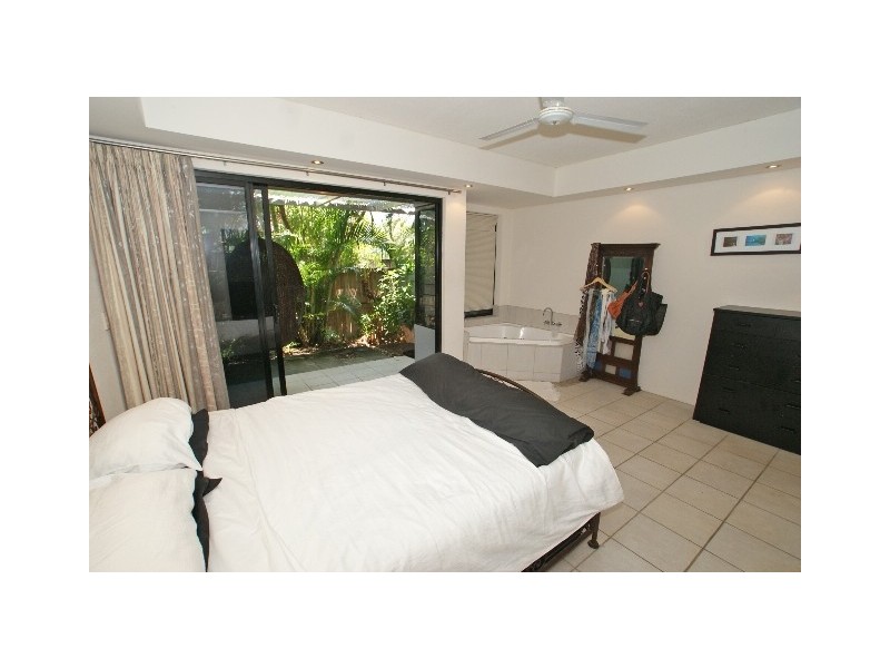 7/22 Oyster Court, Trinity Beach QLD 4879