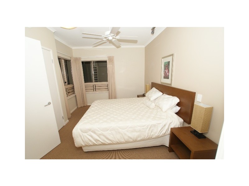 336/49 Williams Esplanade, Palm Cove QLD 4879