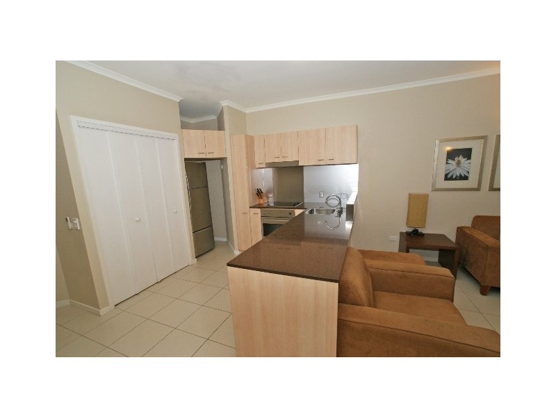 336/49 Williams Esplanade, Palm Cove QLD 4879